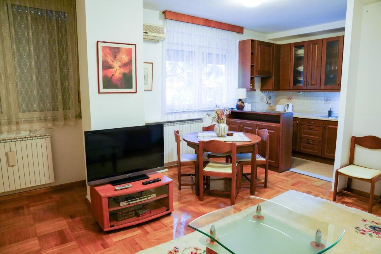 Skopjepad - Centrally Located, Stylish Pad ภายนอก รูปภาพ